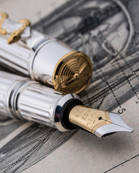 aviator-flying-doctor-silver-7-aspect-ratio-4×5