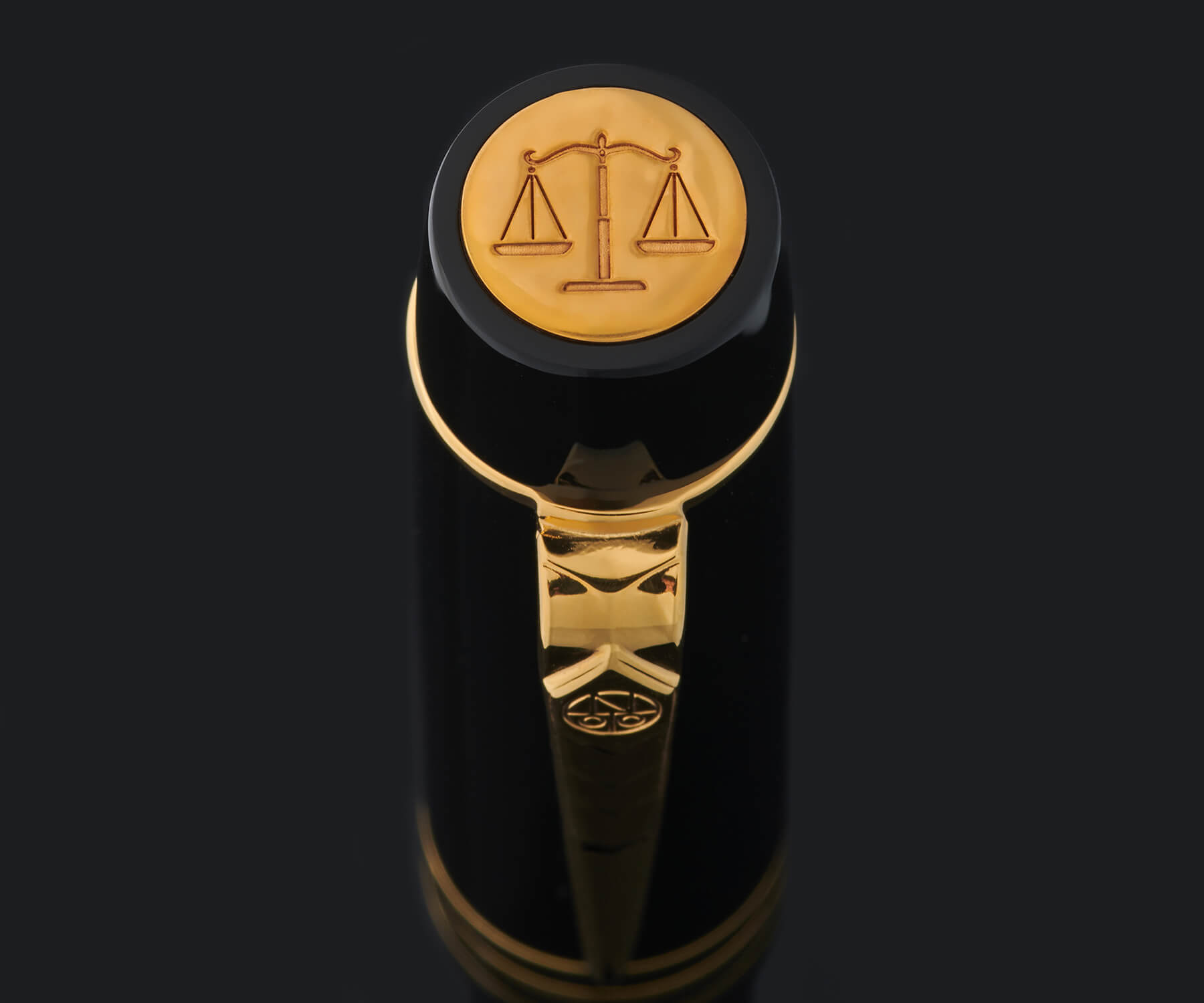 The Lawyers Pen Gold Edition Luxury, Handcrafted, British Fountain