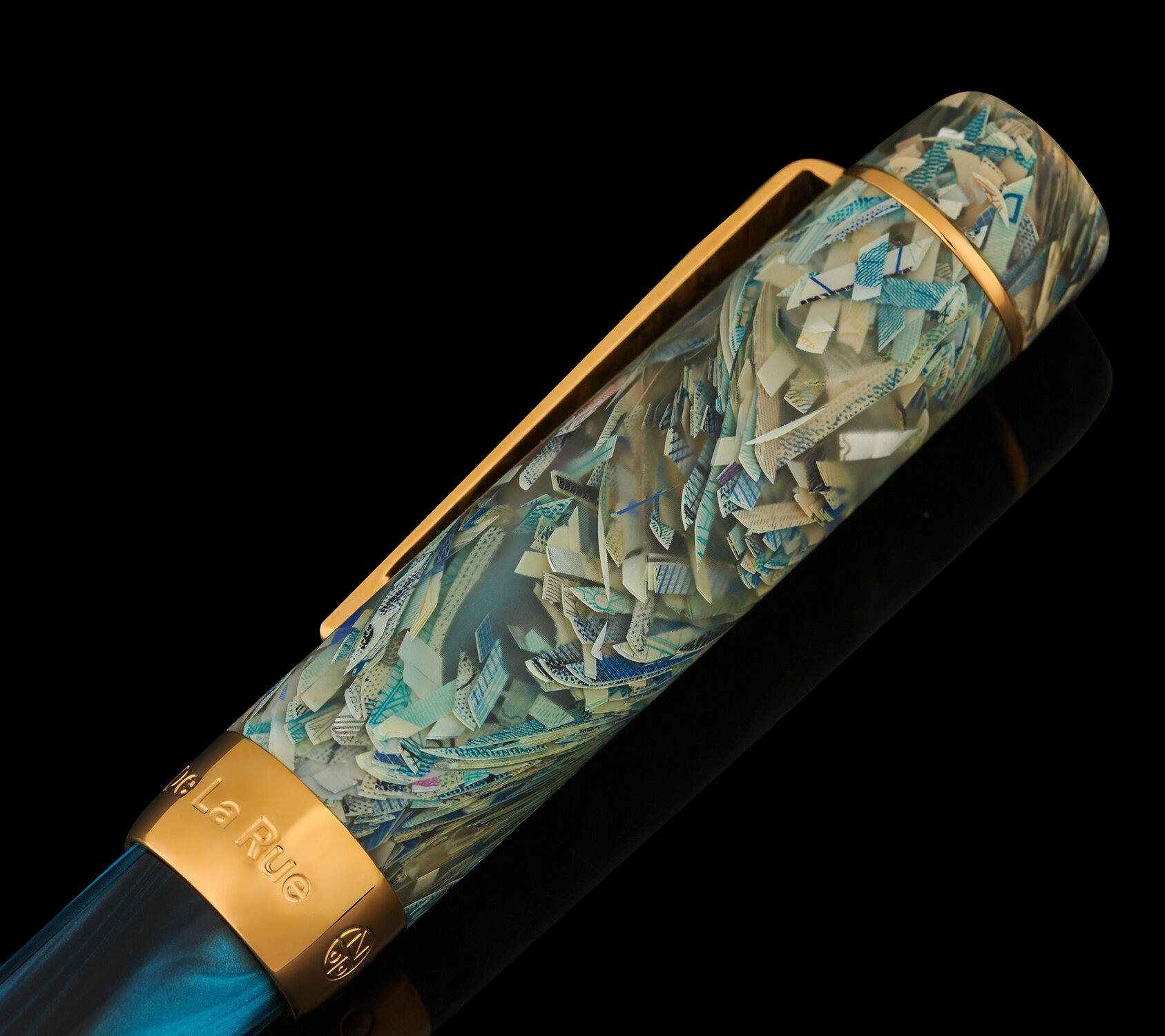 The De La Rue SAFEGUARD® Pen Scholar Edition